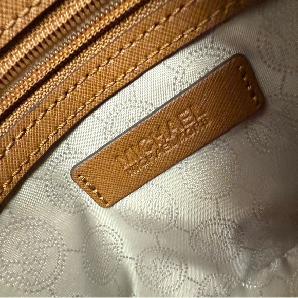 Michael Kors Brown Crossbody chain purse - Picture 9 of 16